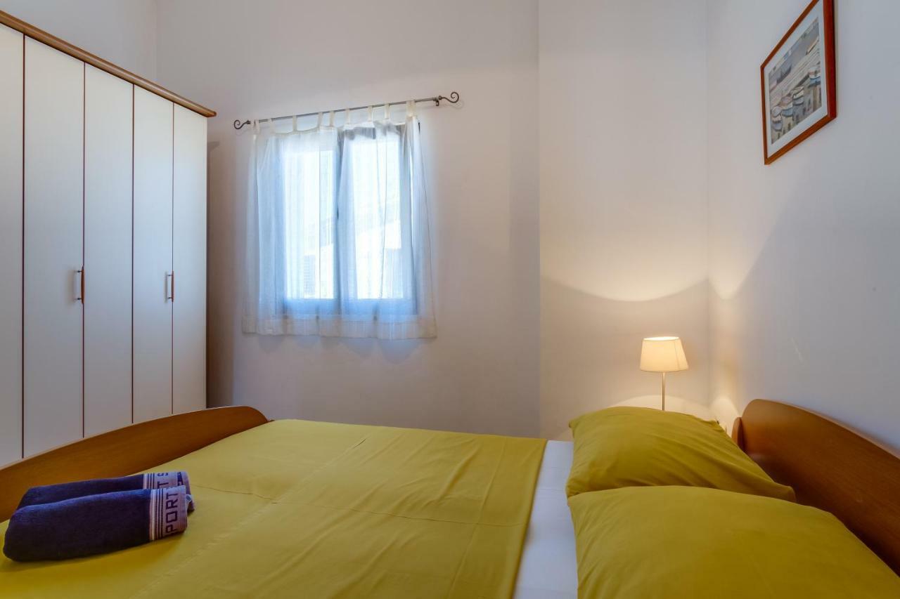 Apartman Anamarija Mali Lošinj Exterior foto